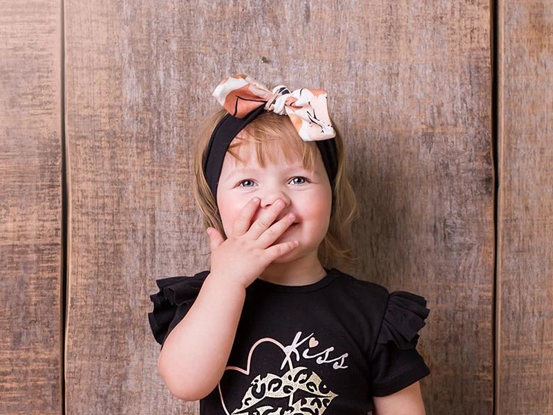 Dětská čelenka Kiss